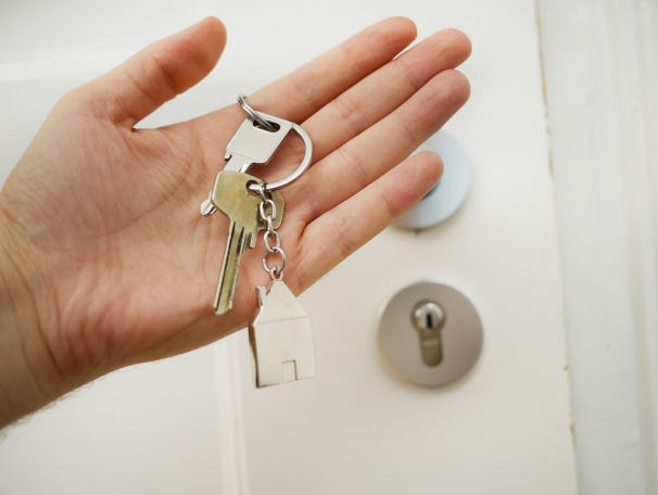 https://AmyLuizzi.StopRentingStartOwning.com